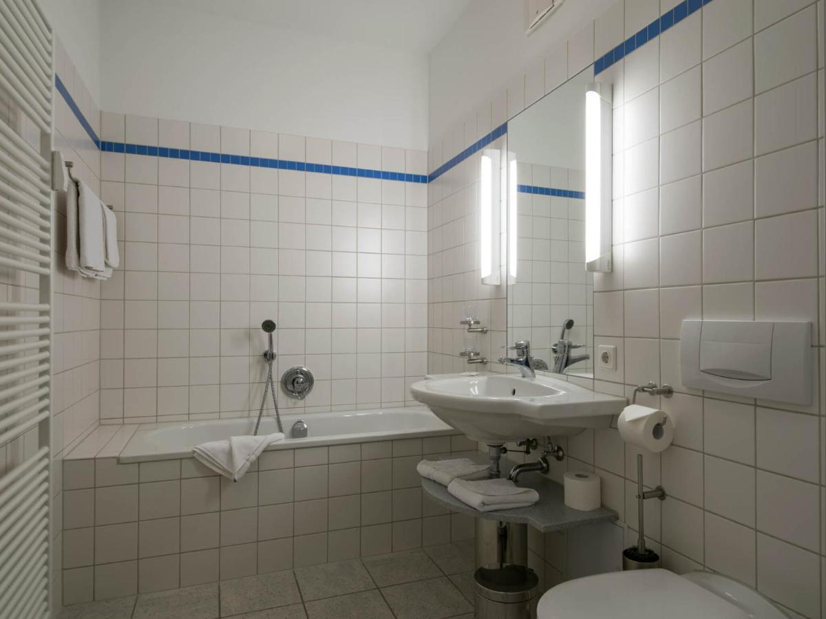 Kaiservillen Heringsdorf - Ferienwohnung Mit 1 Schlafzimmer Und Balkon Dr4 Heringsdorf (Usedom) Exterior foto